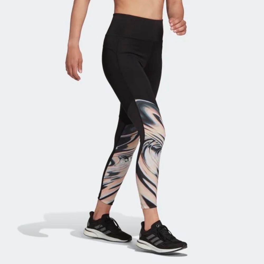 Brand New Adidas Women Tights Size Medium